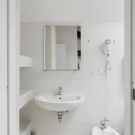 Apartamento 2 Bedroom 2 Bathroom Apt - Duomo 1 Milán