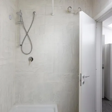 2 Bedroom 2 Bathroom Apt - Duomo 1 דירה